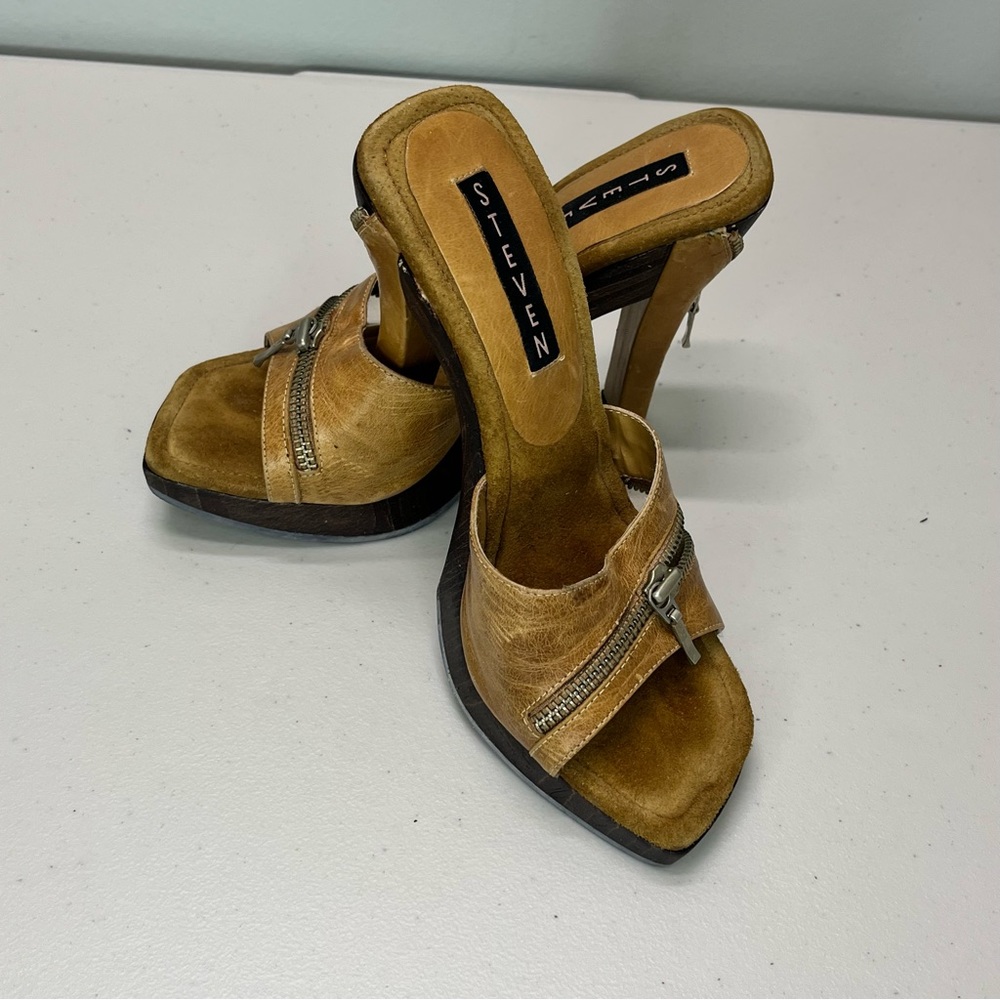 Vintage Y2K Brown Leather Pumps Zipper Detail by Steven by Steve Madden Size 7.5